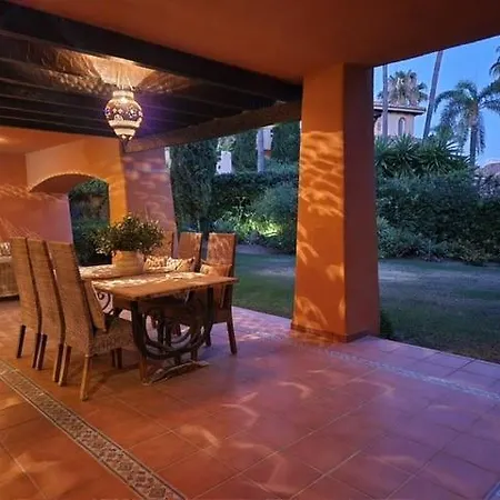 Luxury 2 Bedroom Apartment, Sierra Blanca,