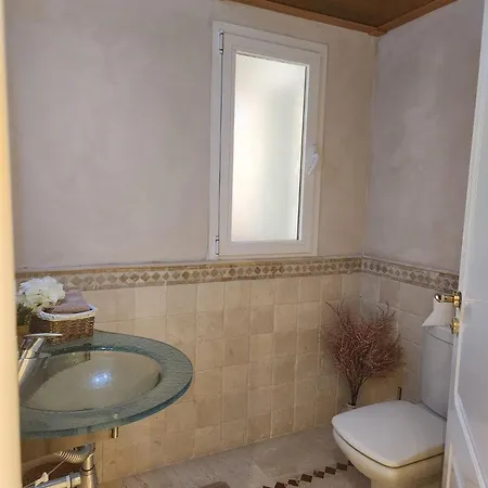 Luxury 2 Bedroom Apartment, Sierra Blanca,