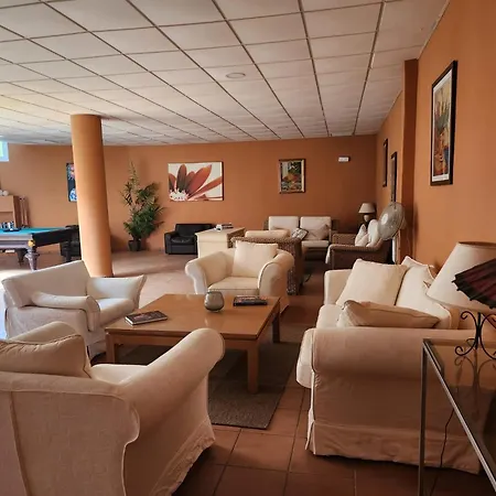 Apartment Luxury 2 Bedroom Apartment, Sierra Blanca, *