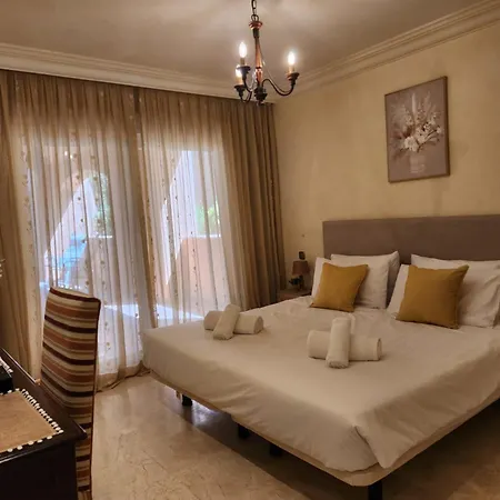 Luxury 2 Bedroom Apartment, Sierra Blanca, *