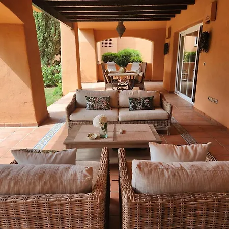Luxury 2 Bedroom Apartment, Sierra Blanca, Apartment *