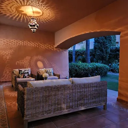 Apartment Luxury 2 Bedroom Apartment, Sierra Blanca,